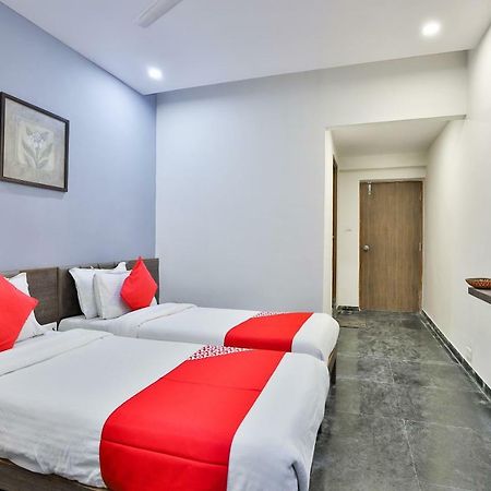 Hotel Chicago Ahmedabad Luaran gambar