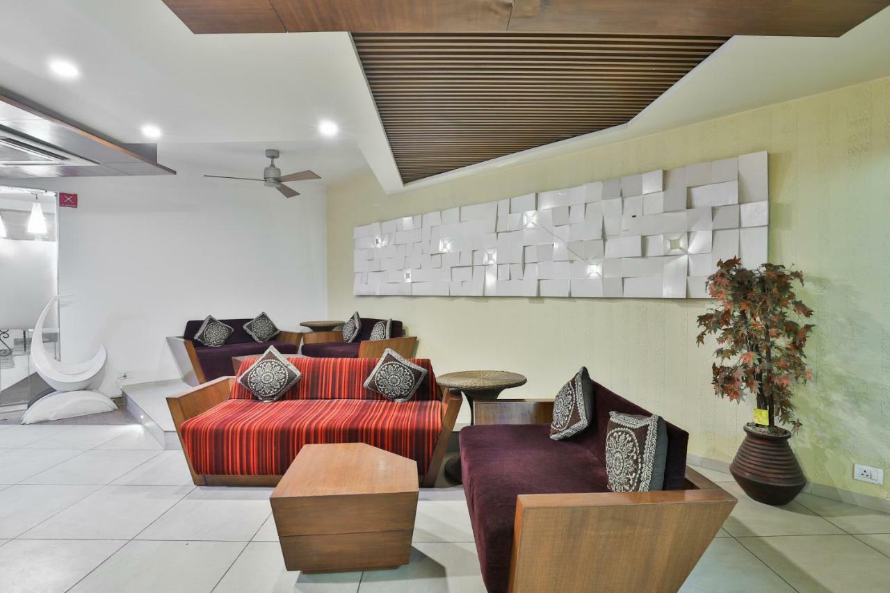 Hotel Chicago Ahmedabad Luaran gambar