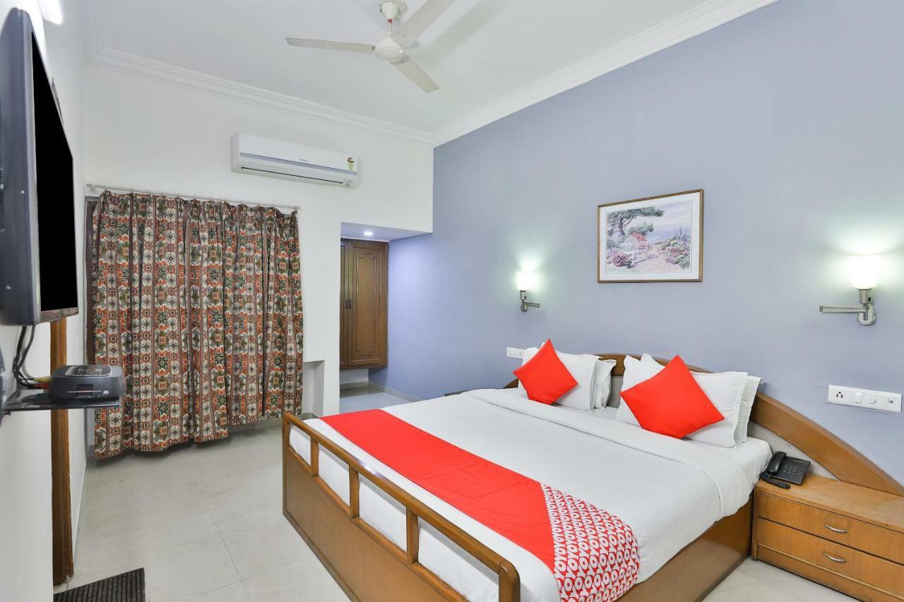 Hotel Chicago Ahmedabad Luaran gambar