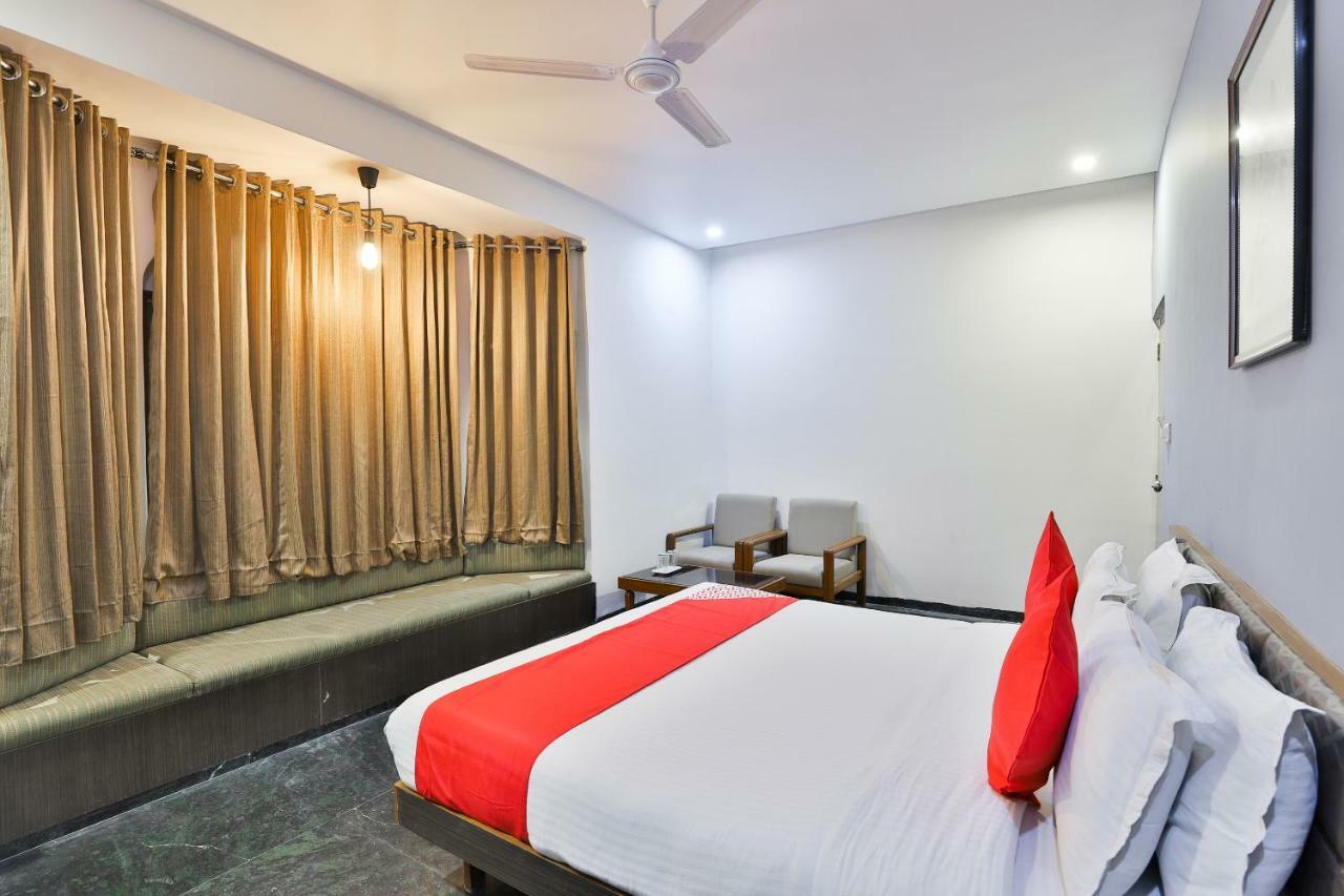 Hotel Chicago Ahmedabad Luaran gambar