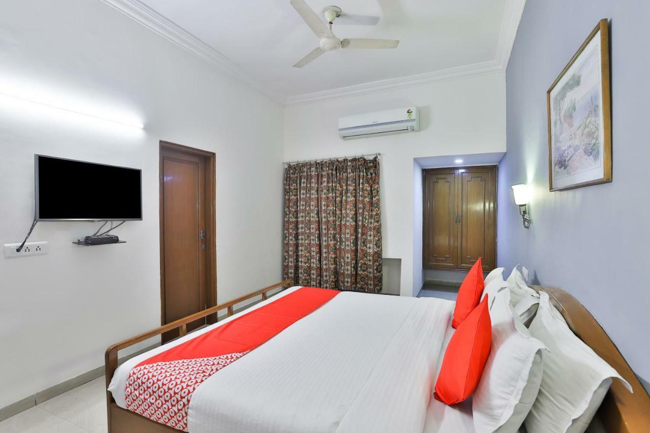 Hotel Chicago Ahmedabad Luaran gambar
