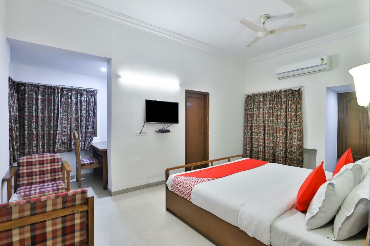 Hotel Chicago Ahmedabad Luaran gambar