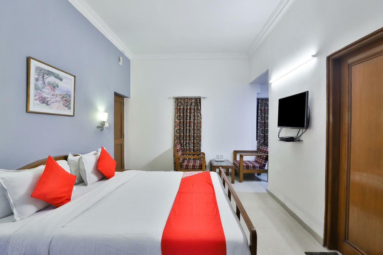 Hotel Chicago Ahmedabad Luaran gambar