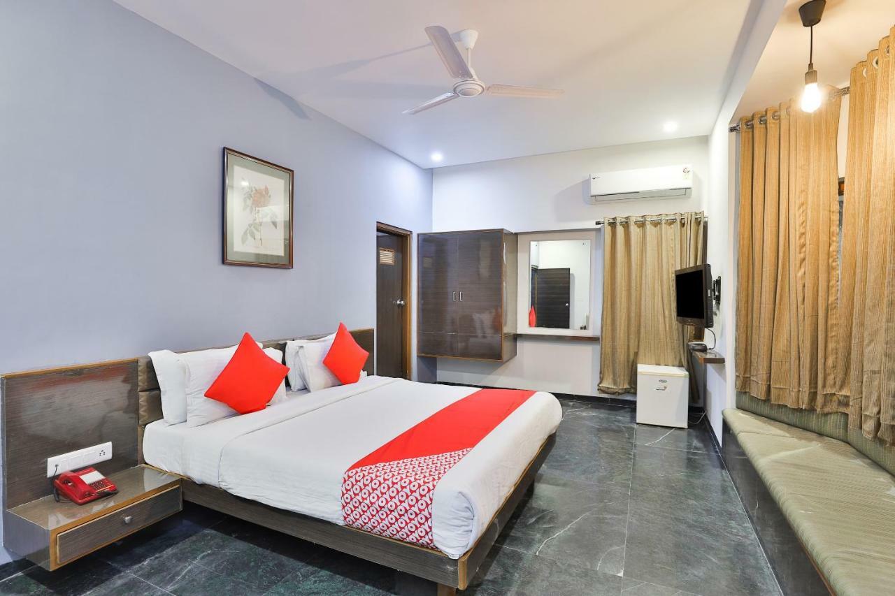 Hotel Chicago Ahmedabad Luaran gambar