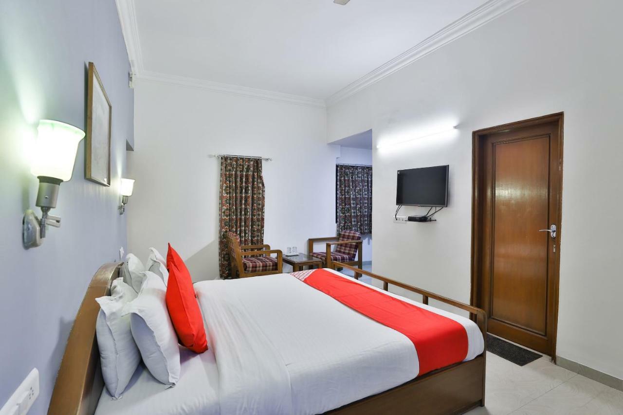 Hotel Chicago Ahmedabad Luaran gambar